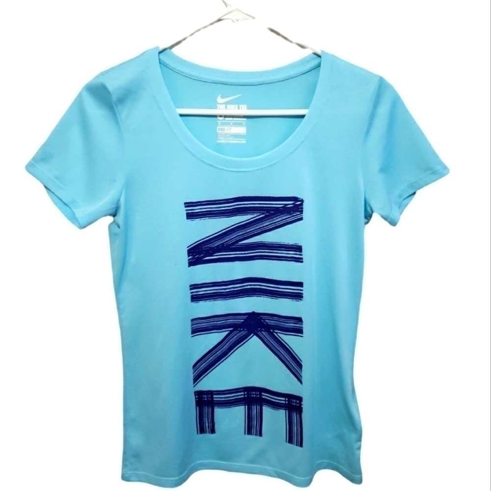 The Nike Tee Dri-Fit, Color Blue, Size M